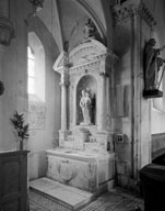 ensemble de l'autel secondaire de la Vierge : autel, retable architecturé et tabernacle