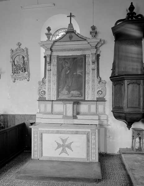 ensemble de 2 autels tombeaux secondaires, 2 retables architecturés, 2 tabernacles