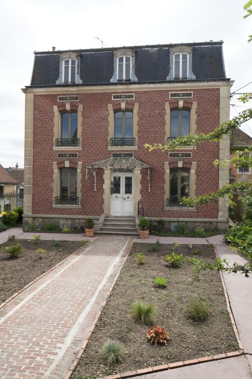 Le Bourg, 24, rue de Catinat, maison de notable (sélectionnée).