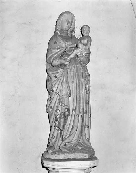 statue n°1 (figure colossale) : Vierge à l'Enfant