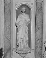 2 statues : saint Pierre, saint Paul