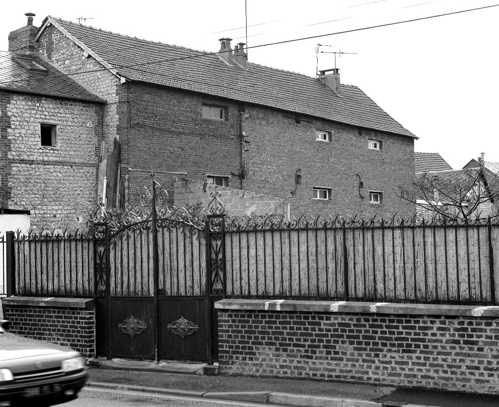 Filature de coton, puis immeuble à logements