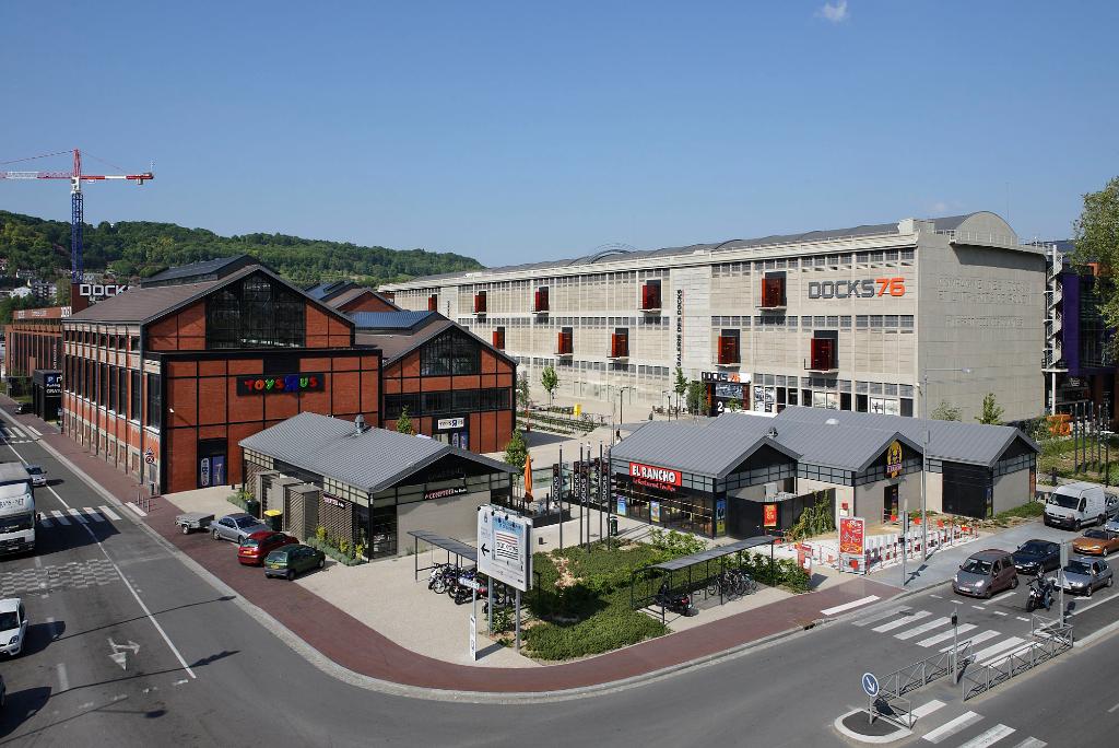 centre de commerces et de loisirs Docks 76 - reconversion de la centrale thermique et de l'entrepôt réel des douanes