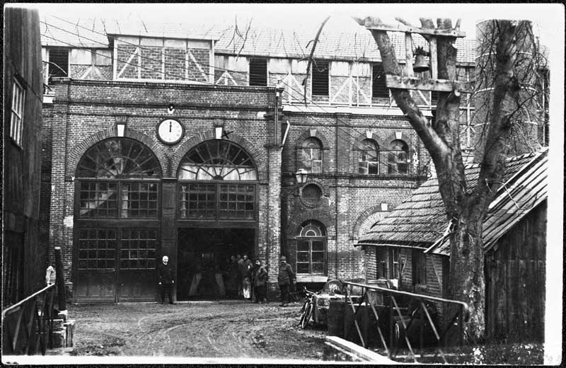 usine de blanchiment, puis briqueterie, actuellement usine liée au travail du bois