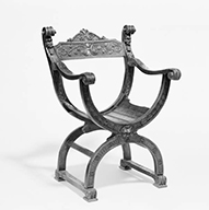 fauteuil de célébrant (siège dantesque)