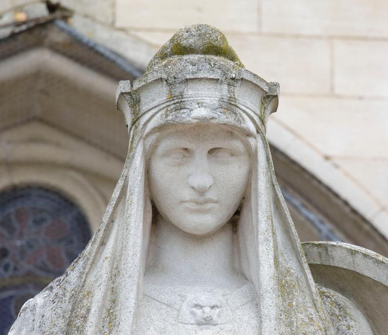 monument aux morts de la guerre de 1914-1918 : France en deuil secourant l'un de ses fils mourant pour sa défense