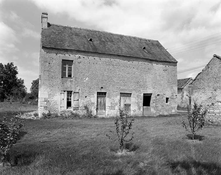 les maisons et fermes d'Aubry-en-Exmes