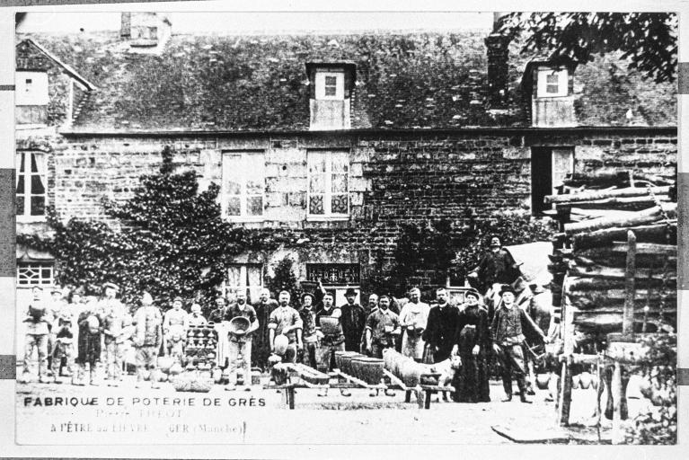 La céramique industrielle dans le Bessin (Calvados) et le département de la Manche : les poteries