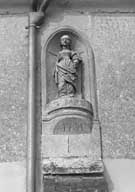 statue : sainte Barbe
