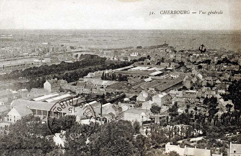 32. Cherbourg - Vue générale.- Carte postale. (AD Manche. Série FI).