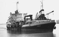 bateau drague : drague porteuse (dragage en haute mer) dite PUEBLA