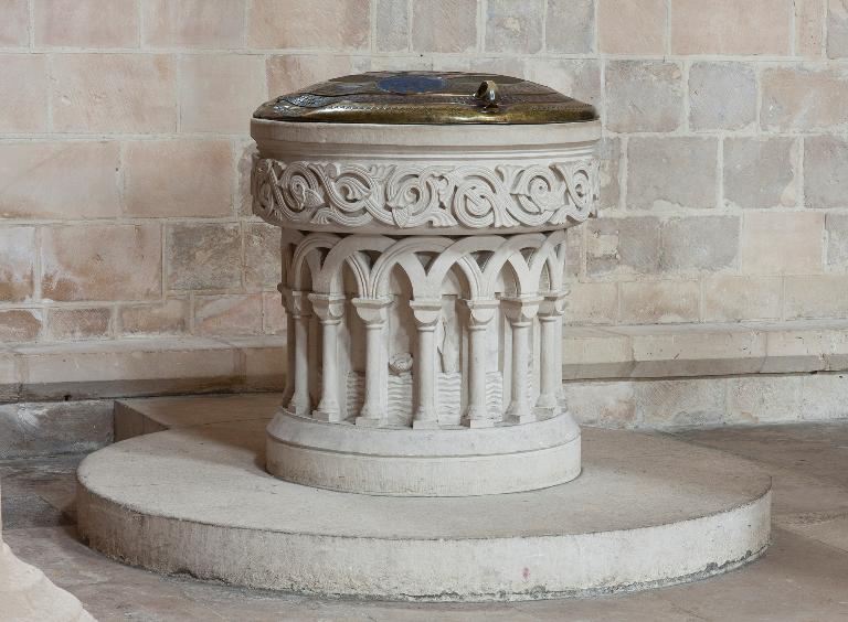 fonts baptismaux