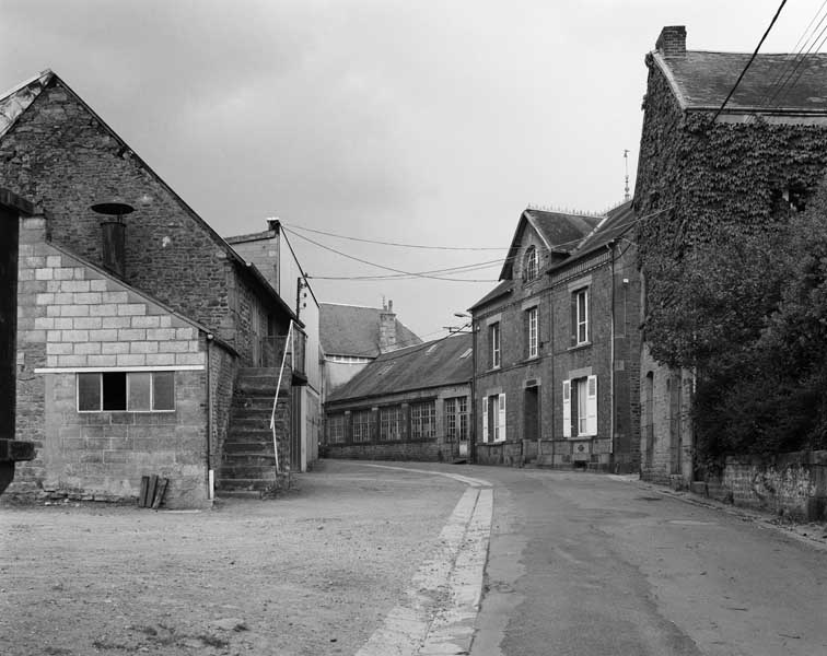 usine de ferblanterie, usine de serrurerie