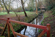 source aménagée dite La Roumoise et station de captage dite maison de l'eau