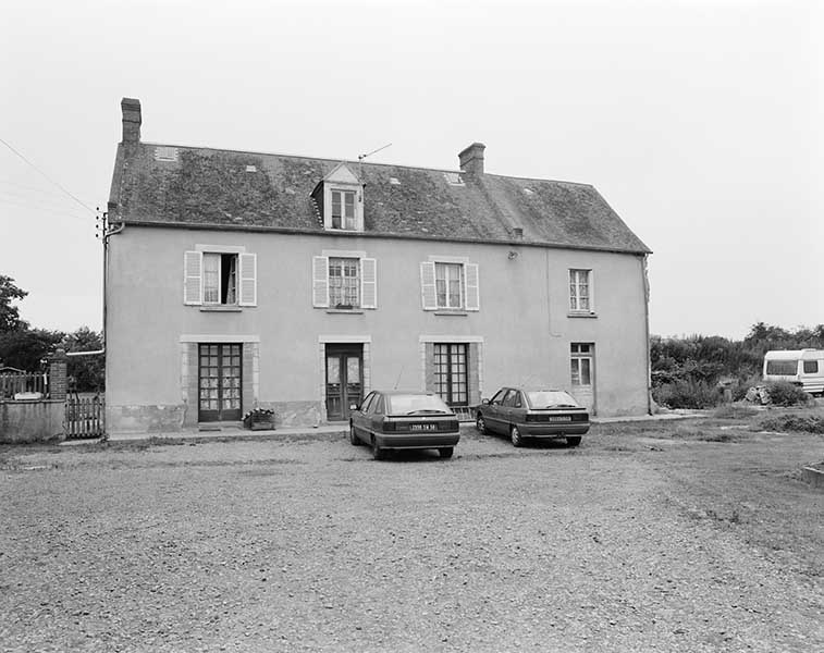 ferme, actuellement maison