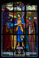 verrière hagiographique et commémorative de la guerre de 1914-1918 : La France et l'Eglise unies en Jeanne d'Arc
