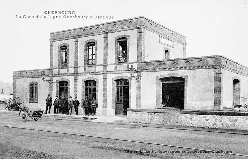 gare ferroviaire Cherbourg-Barfleur dite "Tue vaques" actuellement gare routière