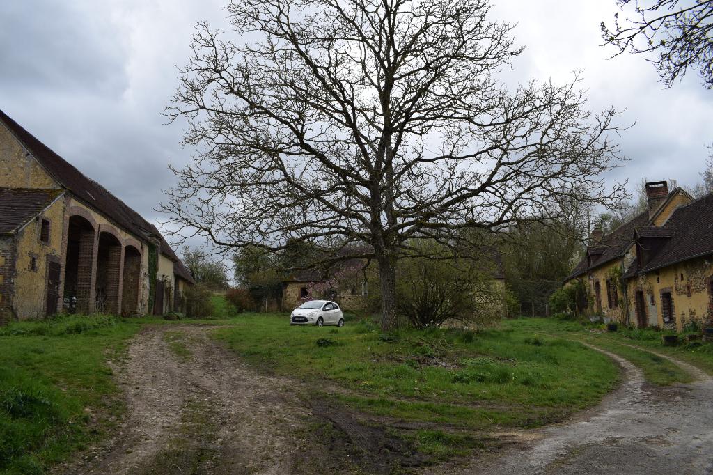 Ferme isolée à la Broudière.