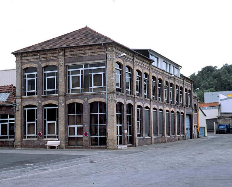 Filature et tissage de laine Nivert et Boulet, puis Nivert et Bourgeois, puis usine de construction de machines textiles Asselin