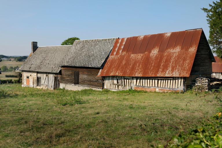 ferme, actuellement maison