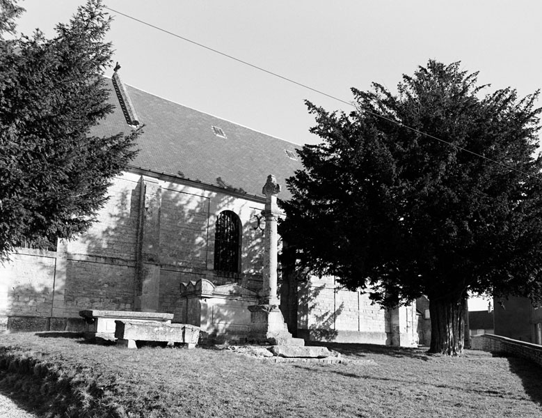église paroissiale Saint-Aubin