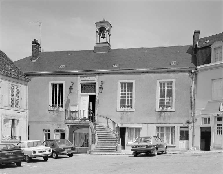 bailliage actuellement hôtel de ville