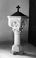 fonts baptismaux, style néo-gothique