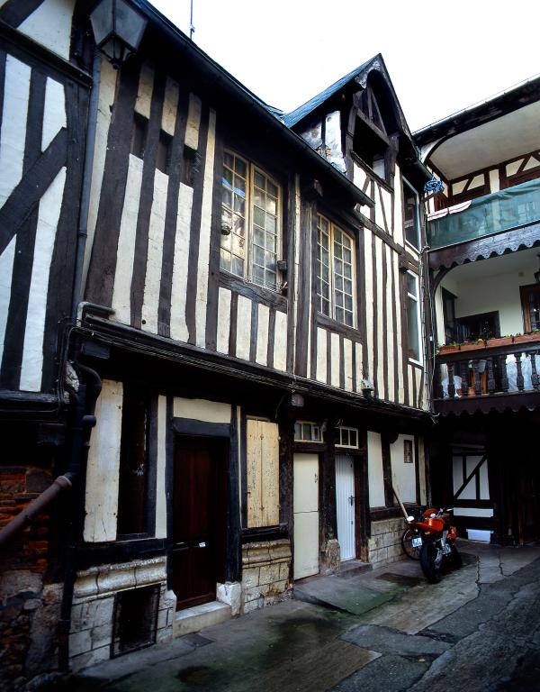 maison, 38 rue de la République