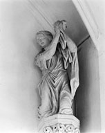 statue : sainte Marie-Madeleine