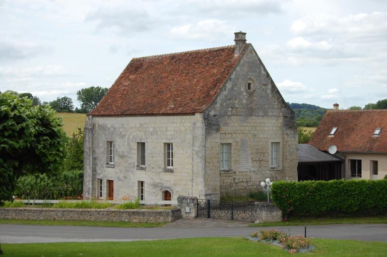 Maison du bourg dite "Maison Romane".