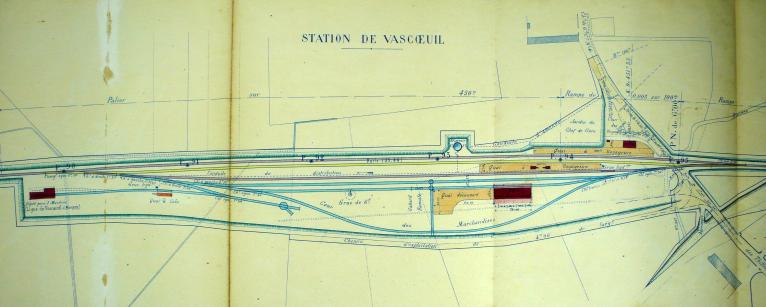 gare et maison de garde-barrière de Vascoeuil