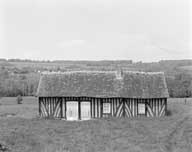 les maisons et fermes de Neauphe-sur-Dive