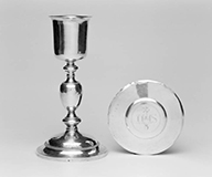 ensemble d'un calice et d'une patène