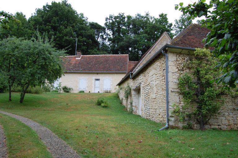 les maisons et les fermes de la commune de Corbon