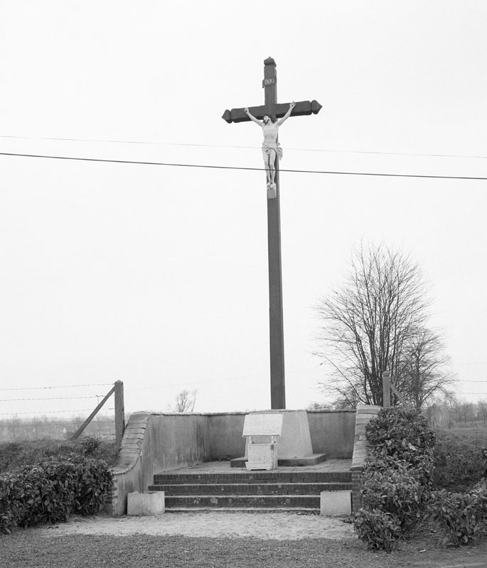 croix monumentale, monument aux morts dite calvaire, monument aux morts de la Guerre de 1914-1918 et de la Guerre de 1939-1945