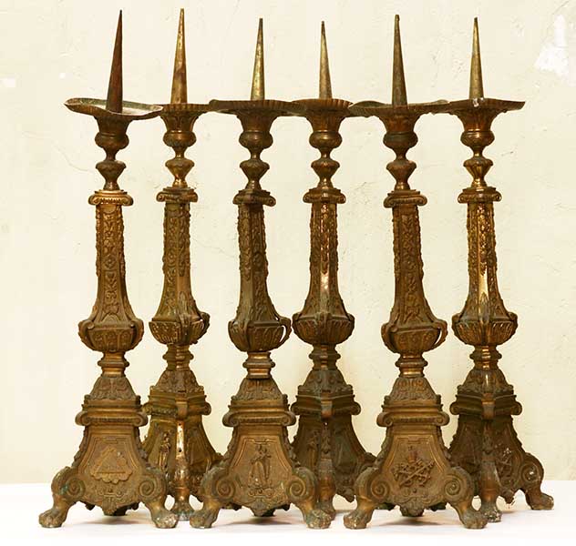 ensemble n°2 de 6 chandeliers d'autel