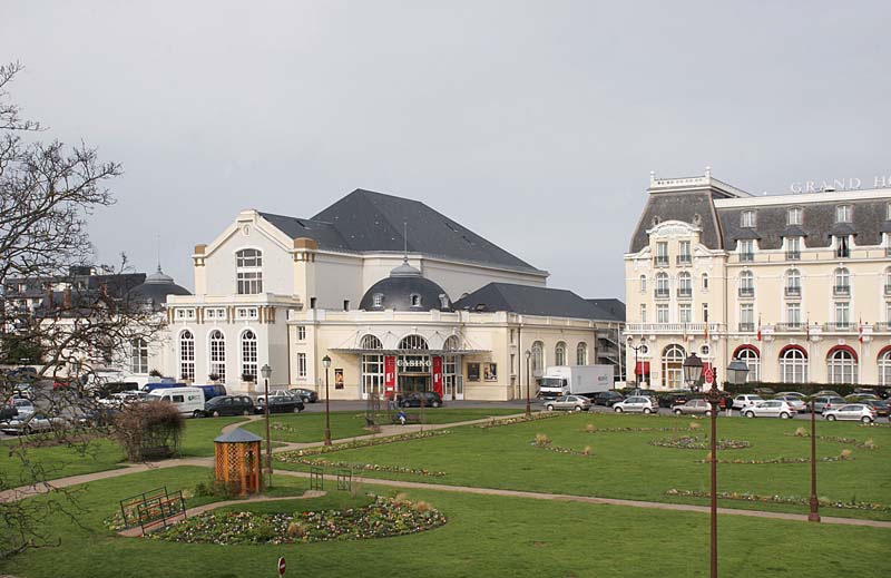 établissement de bains et casino dits Grand Casino de Cabourg, actuellement casino dit Le Casino de Cabourg