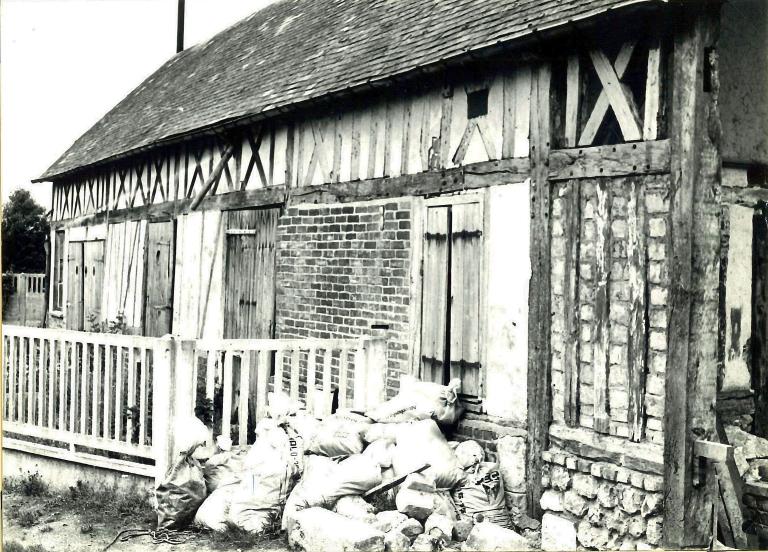 maisons et fermes de Hauville