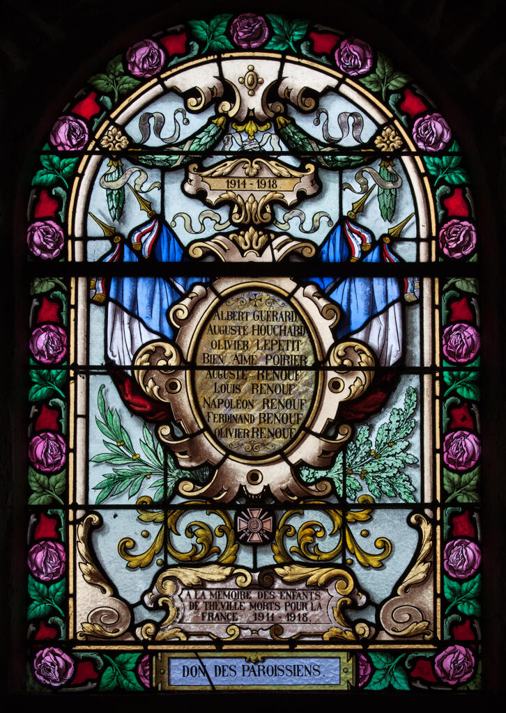 Ensemble de 3 verrières mixtes et commémoratives de la guerre de 1914-1918 : Vocation des apôtres (baie 12) et Faisceau commémoratif (baie 13 et 14)