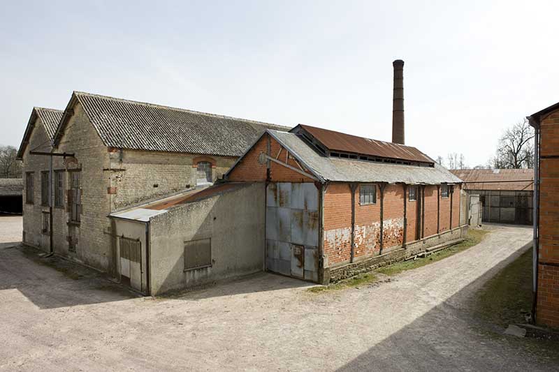 laiterie et fromagerie industrielles, puis usine de préparation de produits textiles : usine de teillage de lin