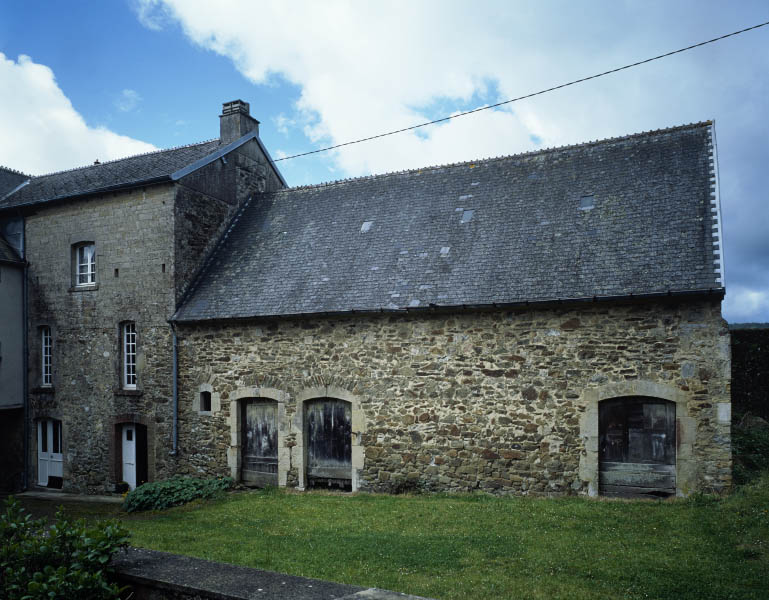 ferme, actuellement maison