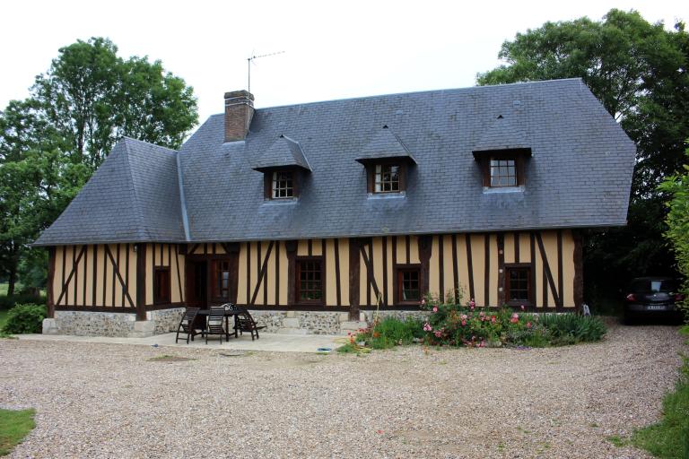 Les maisons et fermes de Barneville-sur-Seine