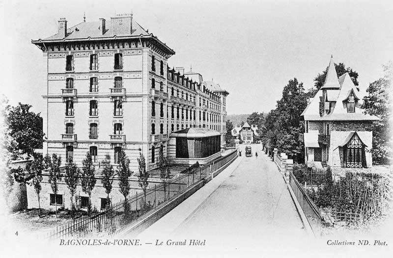 hôtel de voyageurs dit le Grand Hôtel puis la Résidence du Lac