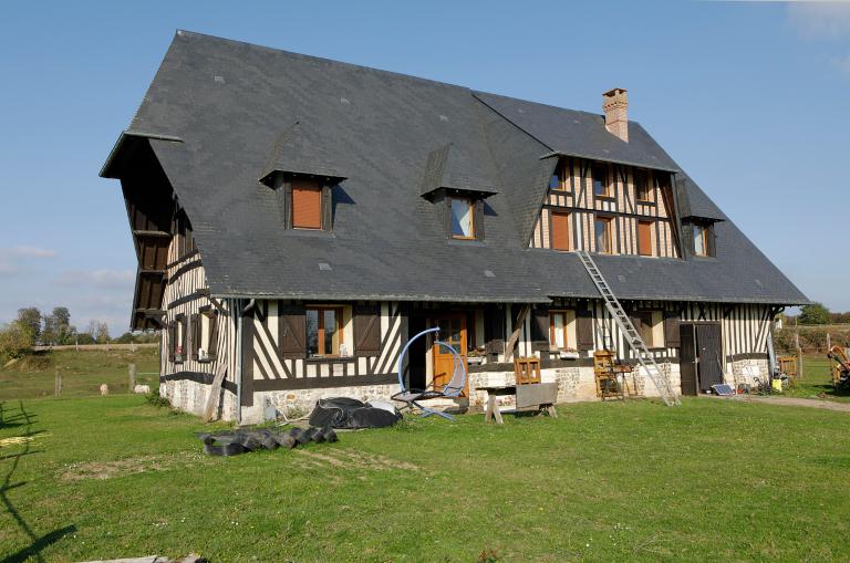 ferme, puis maison