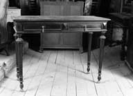 ensemble de 2 tables d'applique style Napoléon III