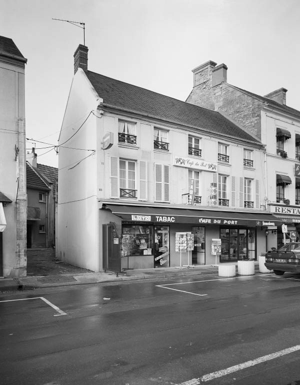 maison dite café du Port