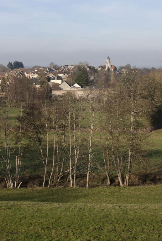 le bourg de Mauves-sur-Huisne