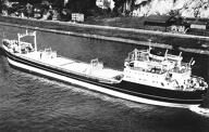 bateau de charge : cargo (minéralier) dit LA COLINA