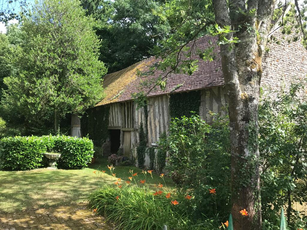 Le Moulin de La Lande : mise en œuvre en pan de bois d'une dépendance d'une ancienne ferme.