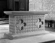 ensemble du maître-autel : autel, tabernacle, 2 crédences